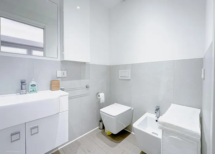 Panzeri Design - 2 Mins Darsena E Navigli Apartment *